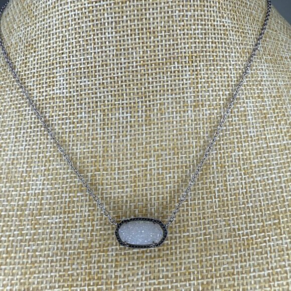 Kendra Scott Silver-Tone Oval White Drusy Pendant Necklace Adjustable 15"-18" - Picture 1 of 9